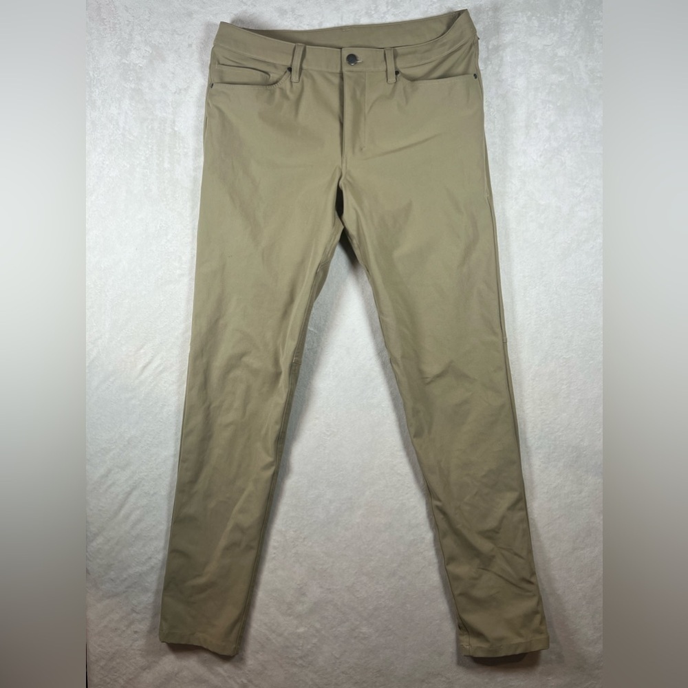 Lululemon 32W 32L Classic ABC Stretch Performance Chino Pants Beige Tan EUC